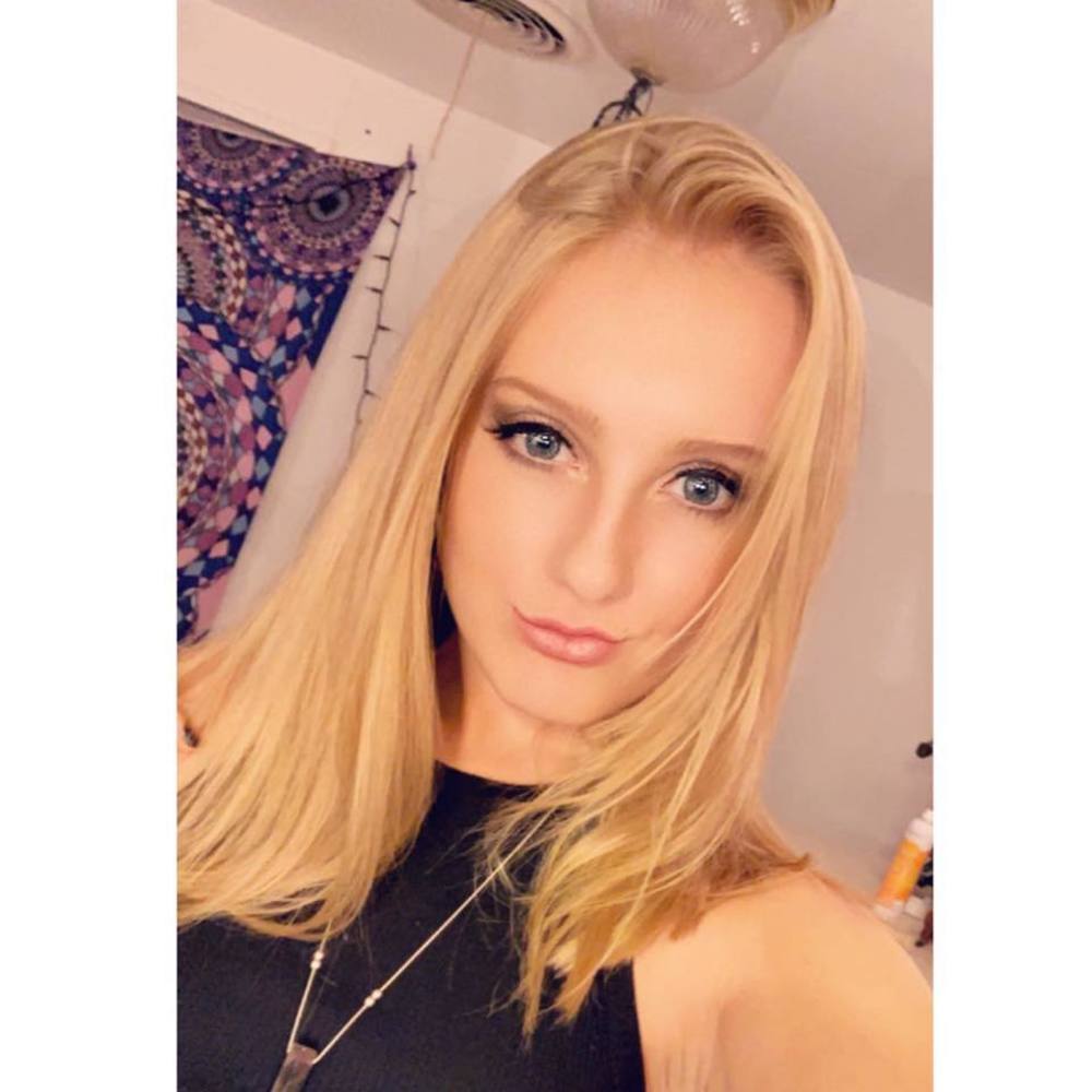 Meet your Posher, Lauren